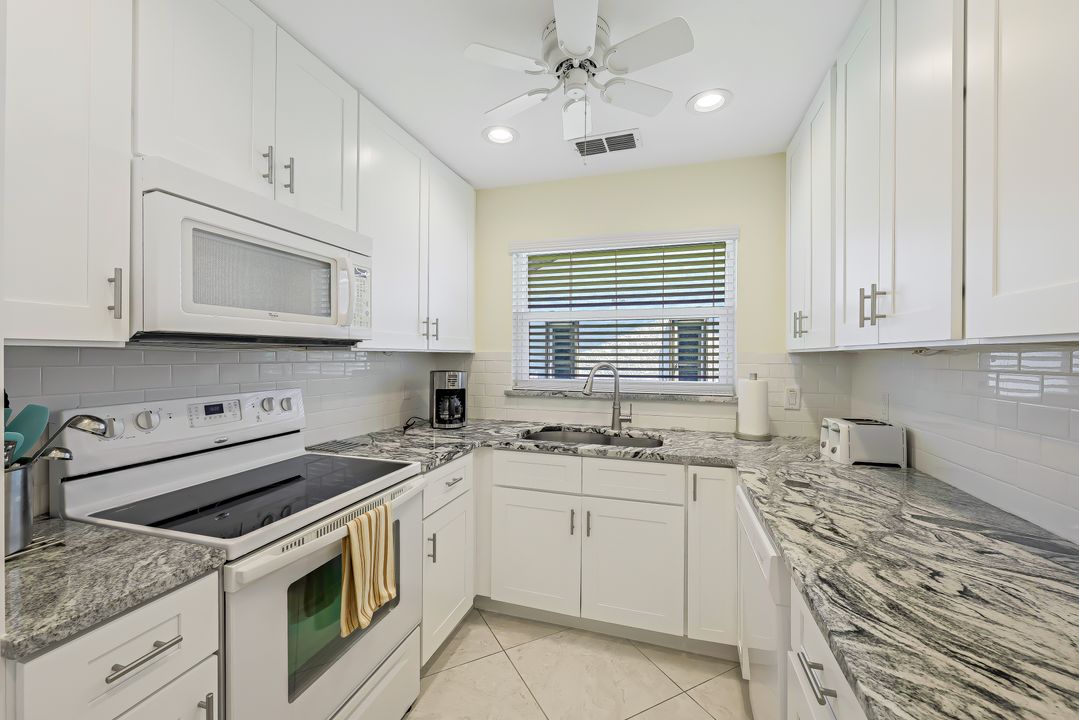 5032 Skyline Blvd, Cape Coral, FL 33914