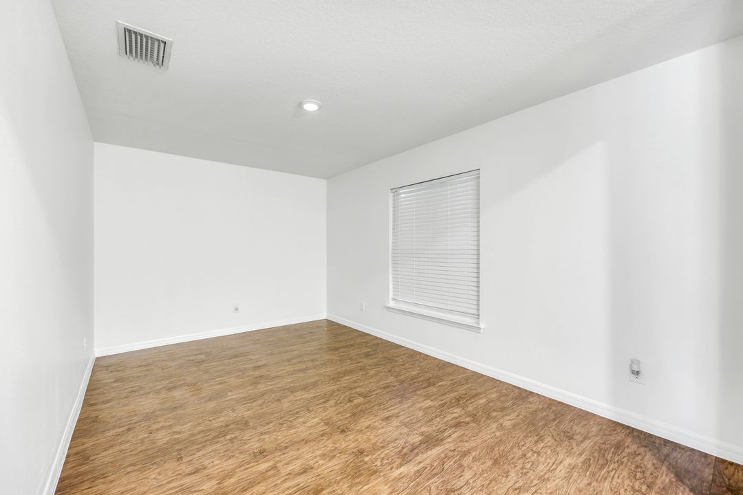 1205 SW 32nd Terrace, Cape Coral, FL 33914