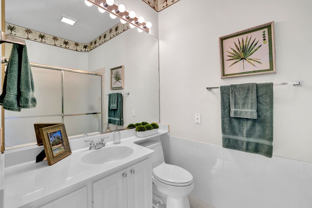 3713 Whidbey Way, Naples, FL 34119