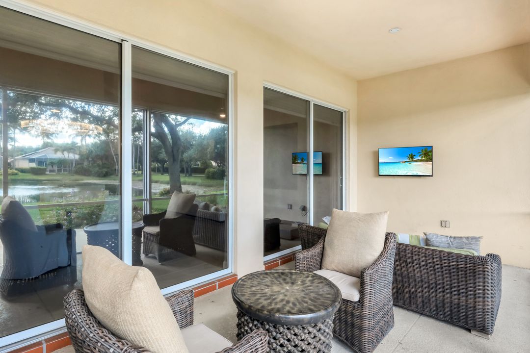 4772 Martinique Wy, Naples, FL 34119