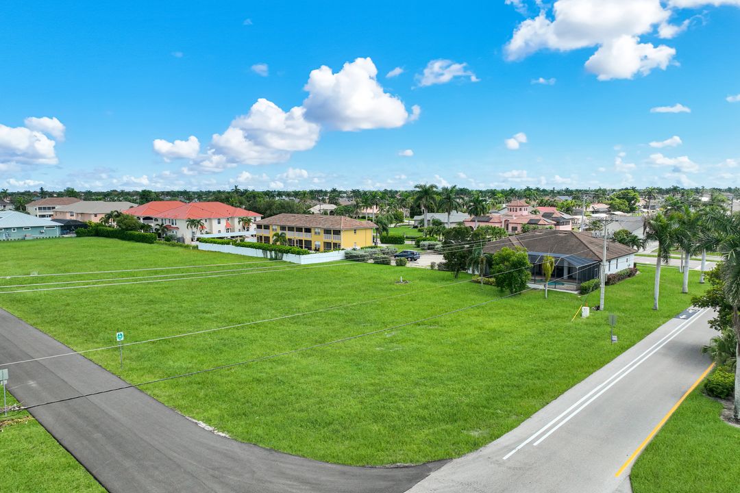 5429 SW 16th Pl, Cape Coral, FL 33914