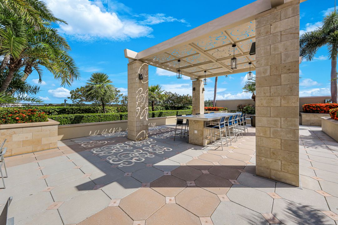 9123 Strada Pl #7201, Naples, FL 34108