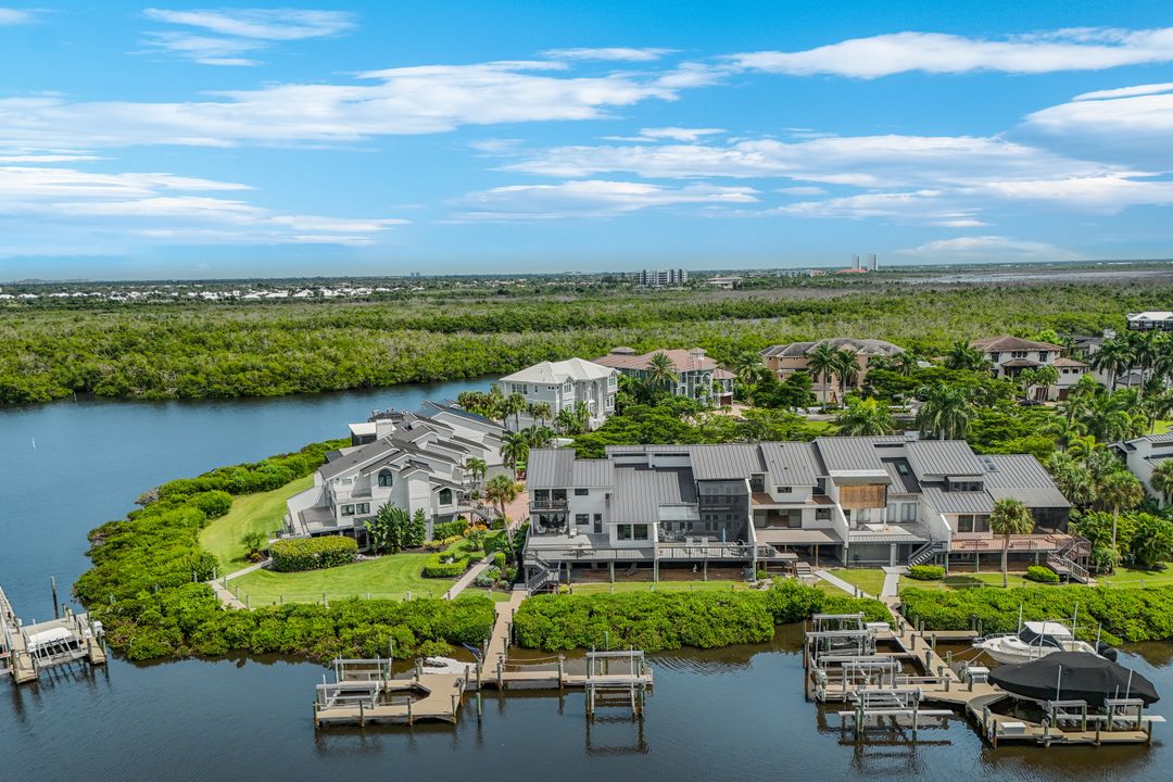 17036 Marina Cove Ln, Fort Myers, FL 33908