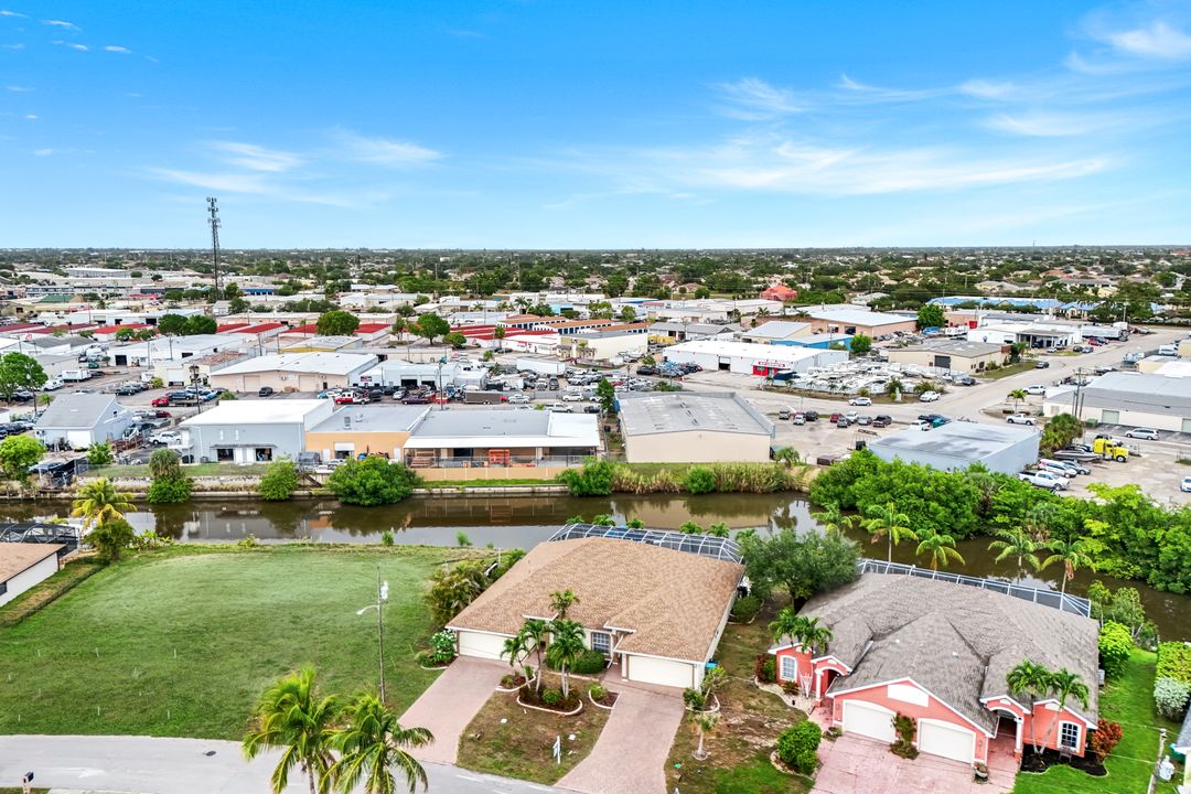 1002 SE 13th Ave, Cape Coral, FL 33990