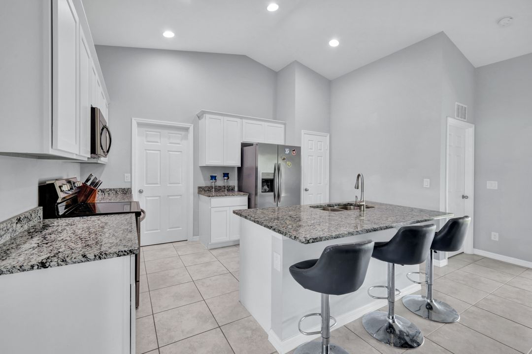 216 NW 9th Terrace, Cape Coral, FL 33993