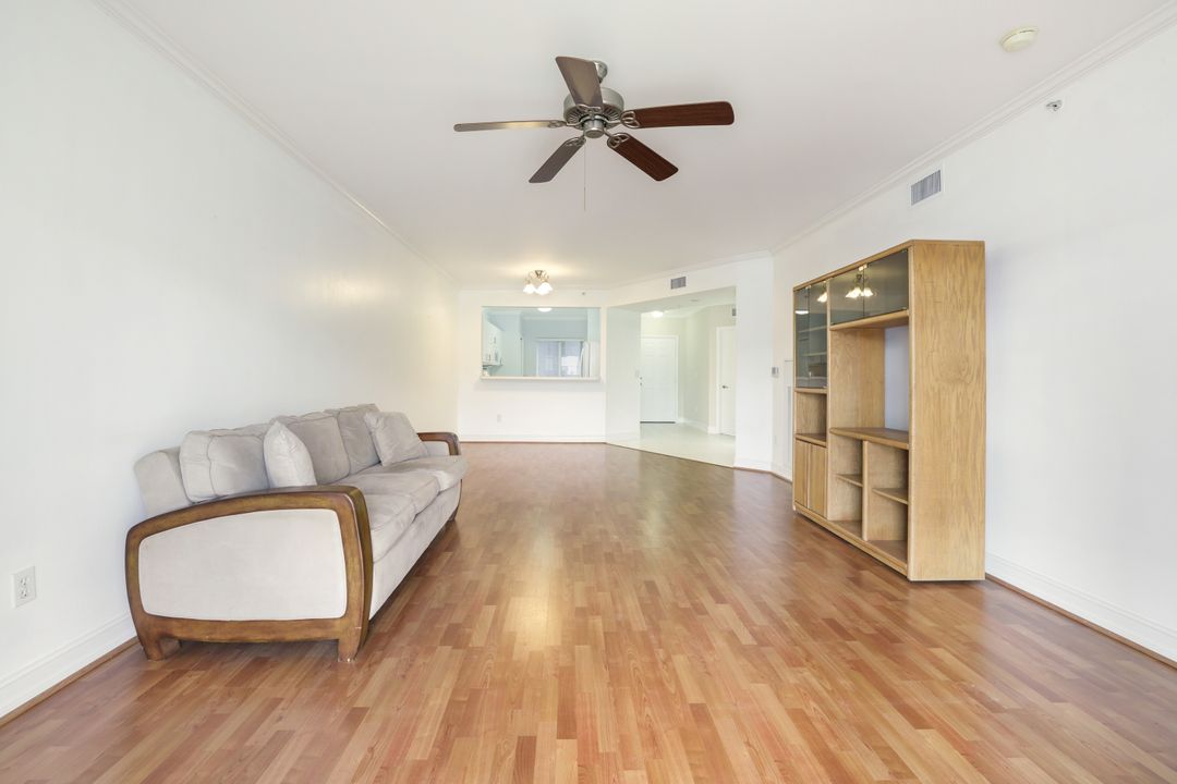 7846 Regal Heron Cir #103, Naples, FL 34104