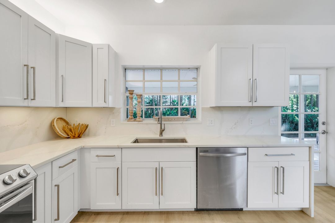 24099 Rodas Dr, Bonita Springs, FL 34135