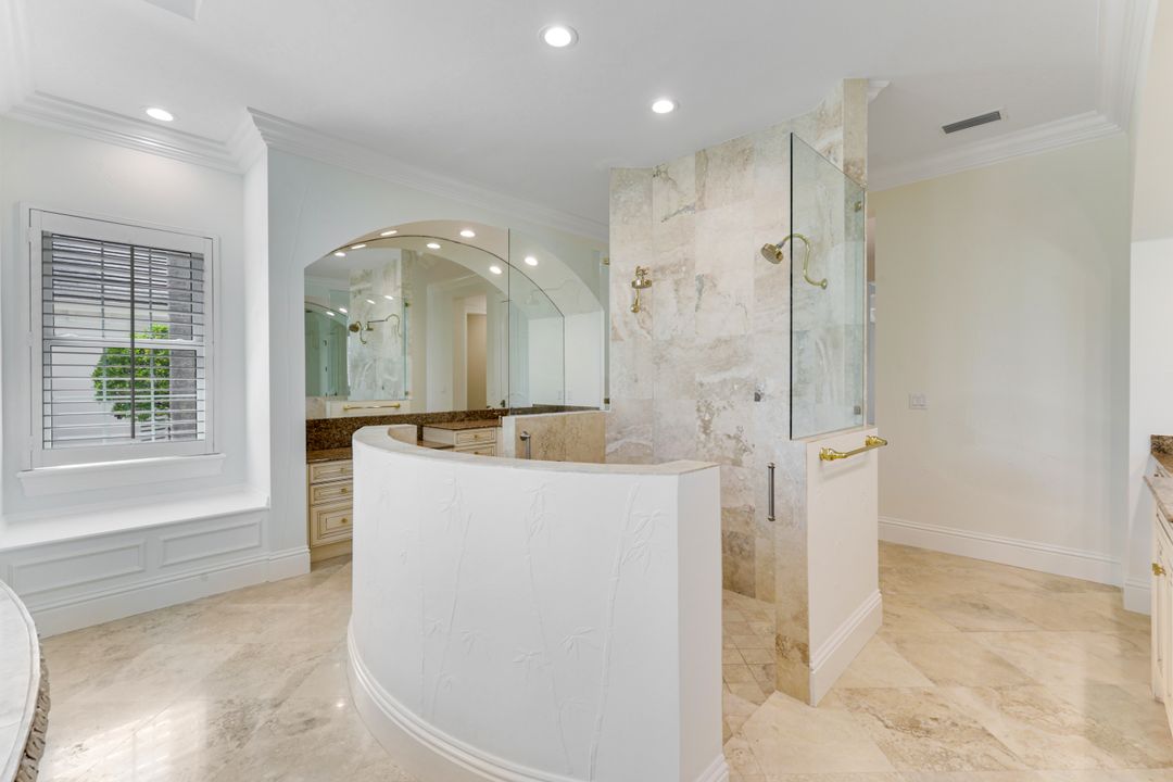 384 Mooring Line Dr, Naples, FL 34102