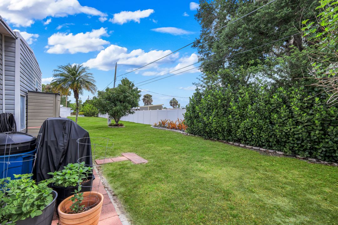 27365 Joann Dr, Bonita Springs, FL 34135