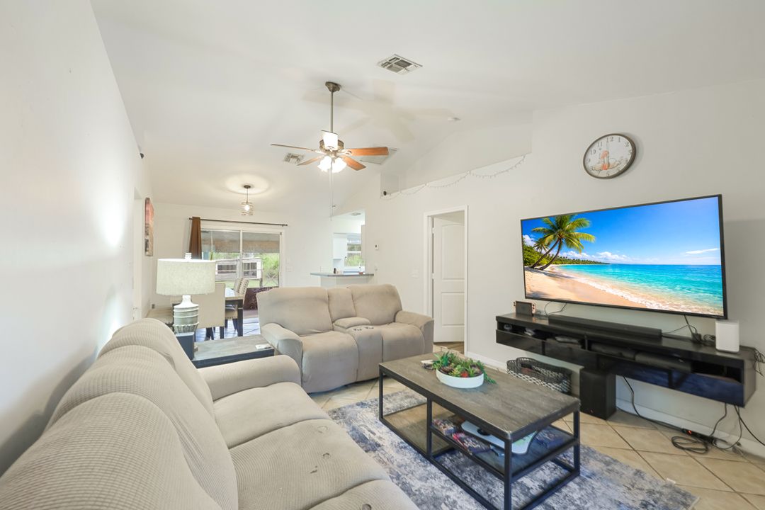 4195 2nd Ave NE, Naples, FL 34120