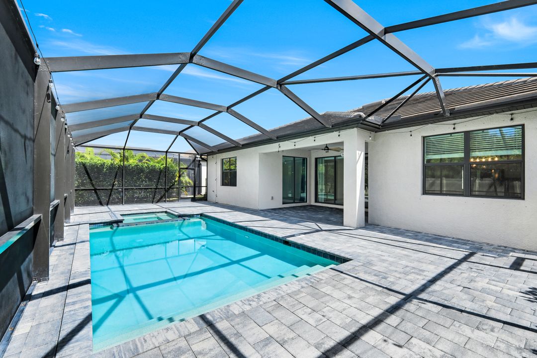 11404 Canopy Loop, Fort Myers, FL 33913