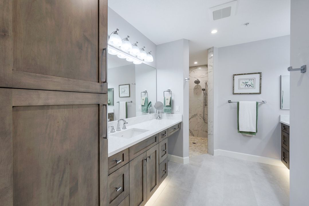 3920 Deer Crossing Ct #103, Naples, FL 34114