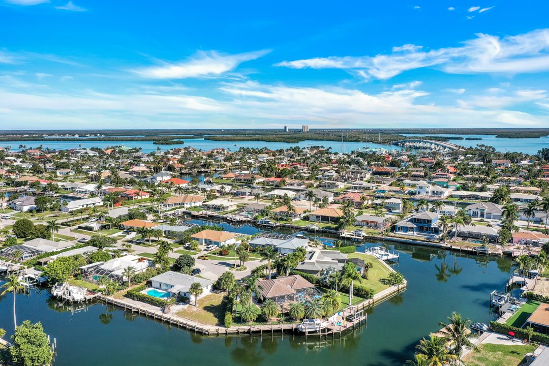 746 Apple Ct, Marco Island, FL 34145