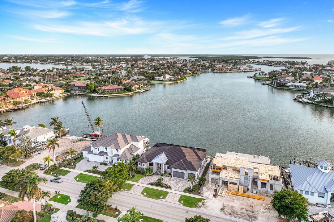 1275 Winterberry Dr, Marco Island, FL 34145