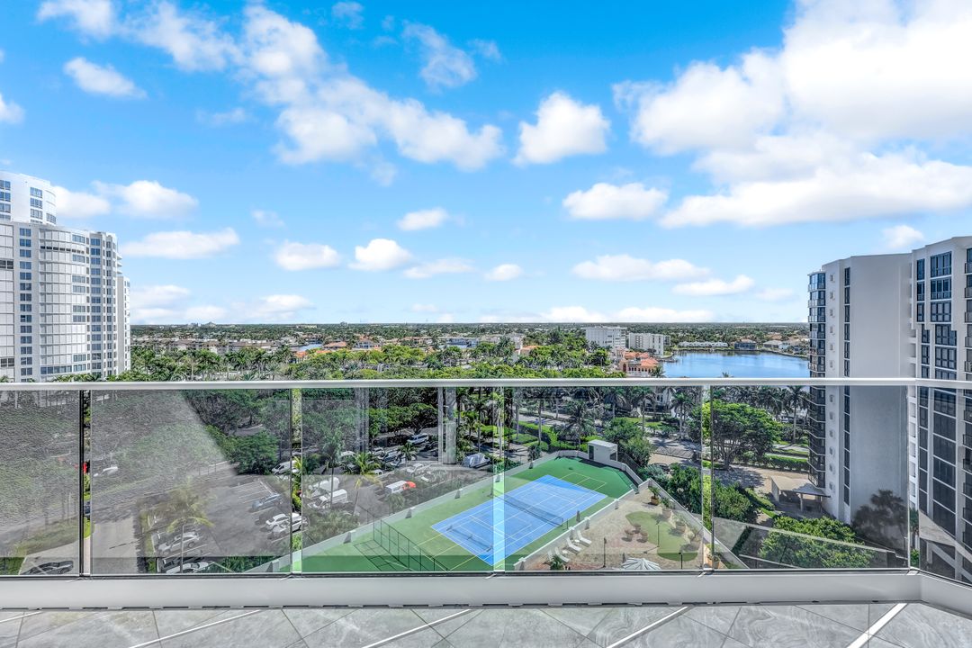 4041 Gulf Shore Blvd N #1108, Naples, FL 34103