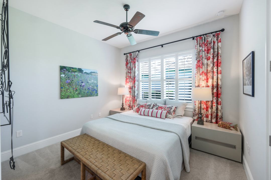 5798 Anegada Dr, Naples, FL 34113