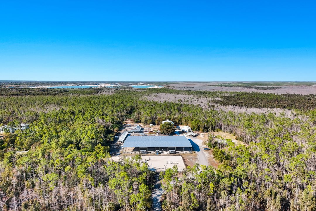 13731 E Terry St, Bonita Springs, FL 34135