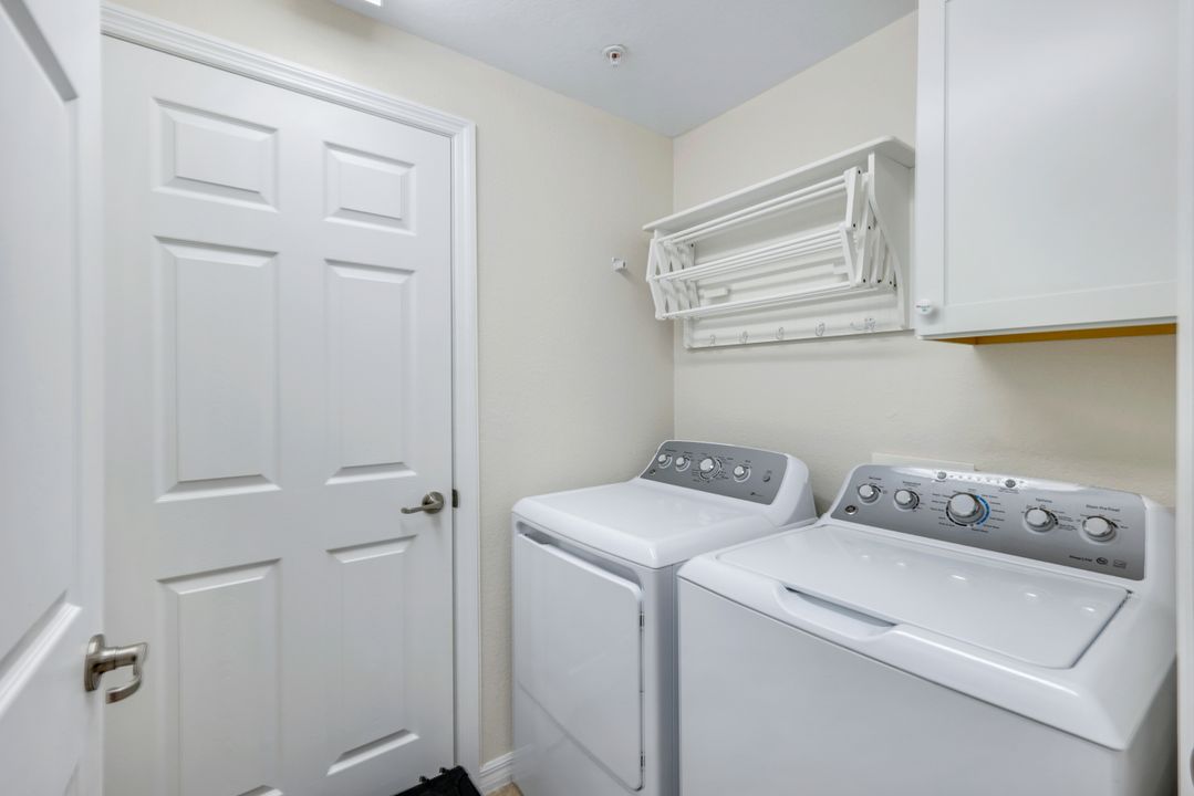 3159 Serena Ln #102, Naples, FL 34114