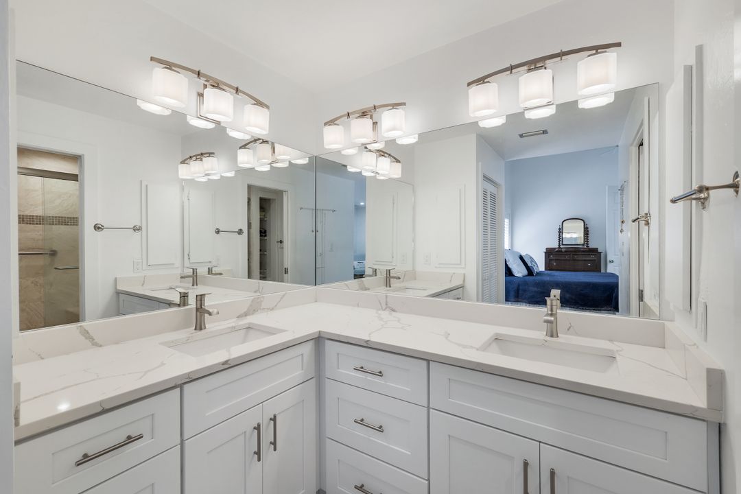 12286 McGregor Woods Cir, Fort Myers, FL 33908