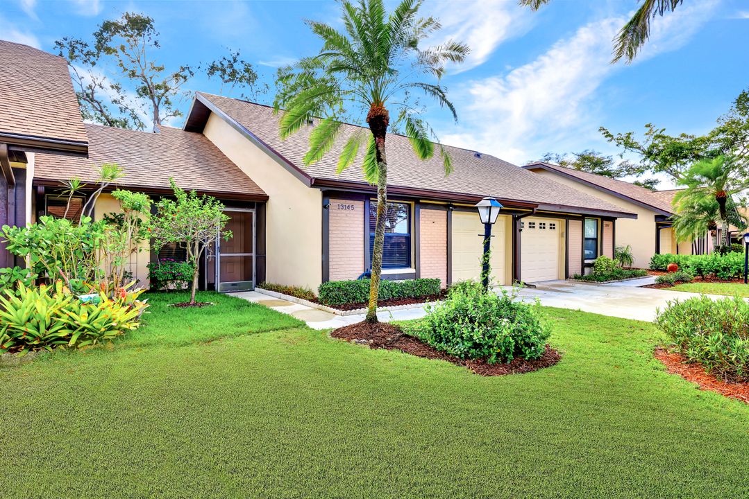13145 Hampshire Ct, Fort Myers, FL 33919