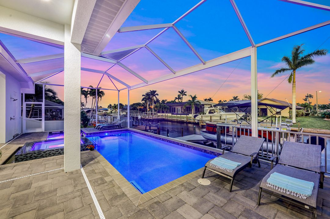 5317 SW 8th Pl, Cape Coral, FL 33914