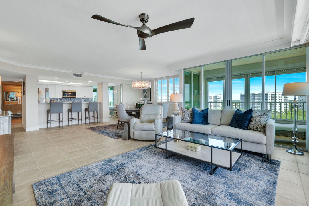 21 Bluebill Ave #1001, Naples, FL 34108