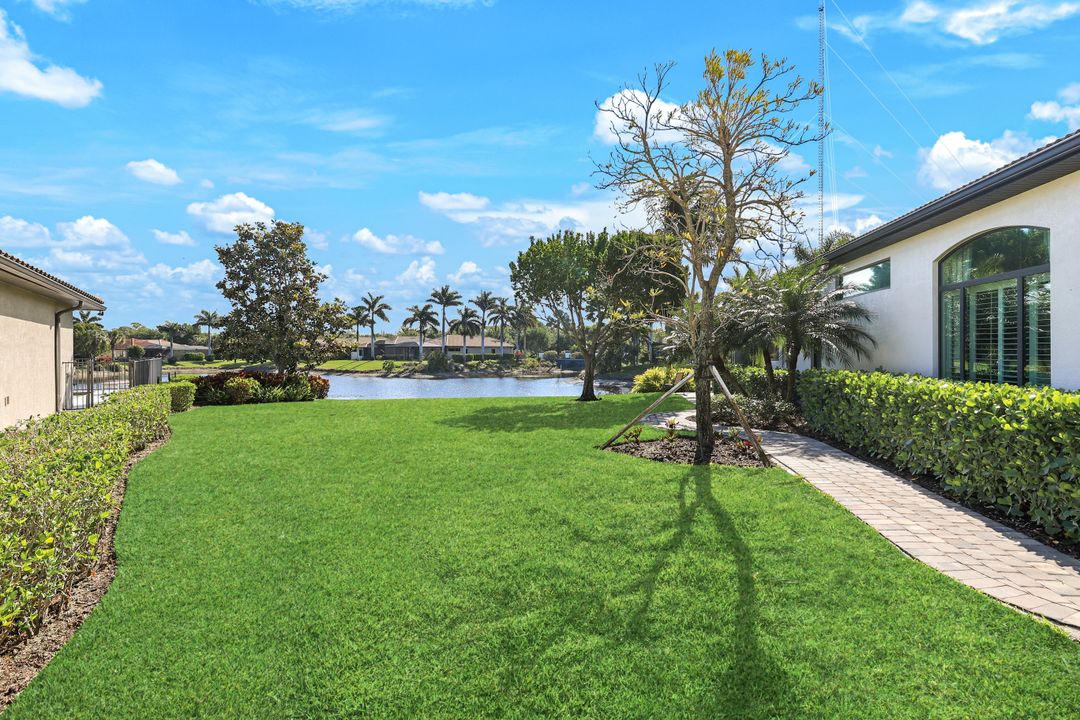 9928 Casabella Way, Bonita Springs, FL 34135