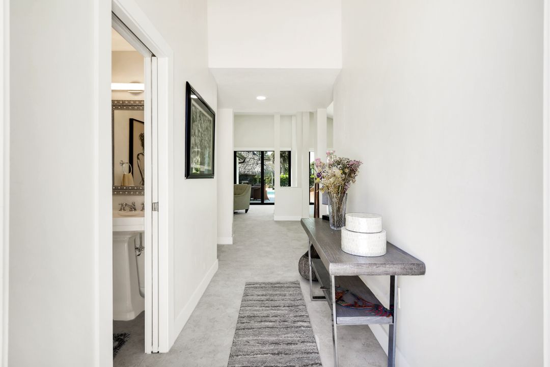 5630 Copper Leaf Ln, Naples, FL 34116