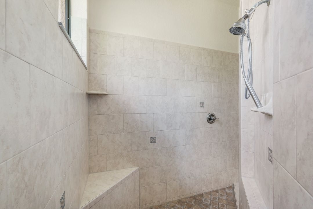 2832 SW 17th Ave, Cape Coral, FL 33914