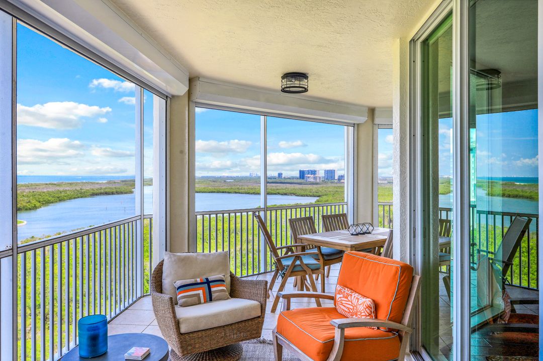 315 Dunes Blvd #PH-6, Naples, FL 34110