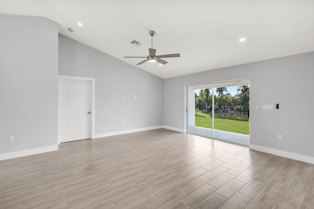 2018 NE 33rd Ln, Cape Coral, FL 33909