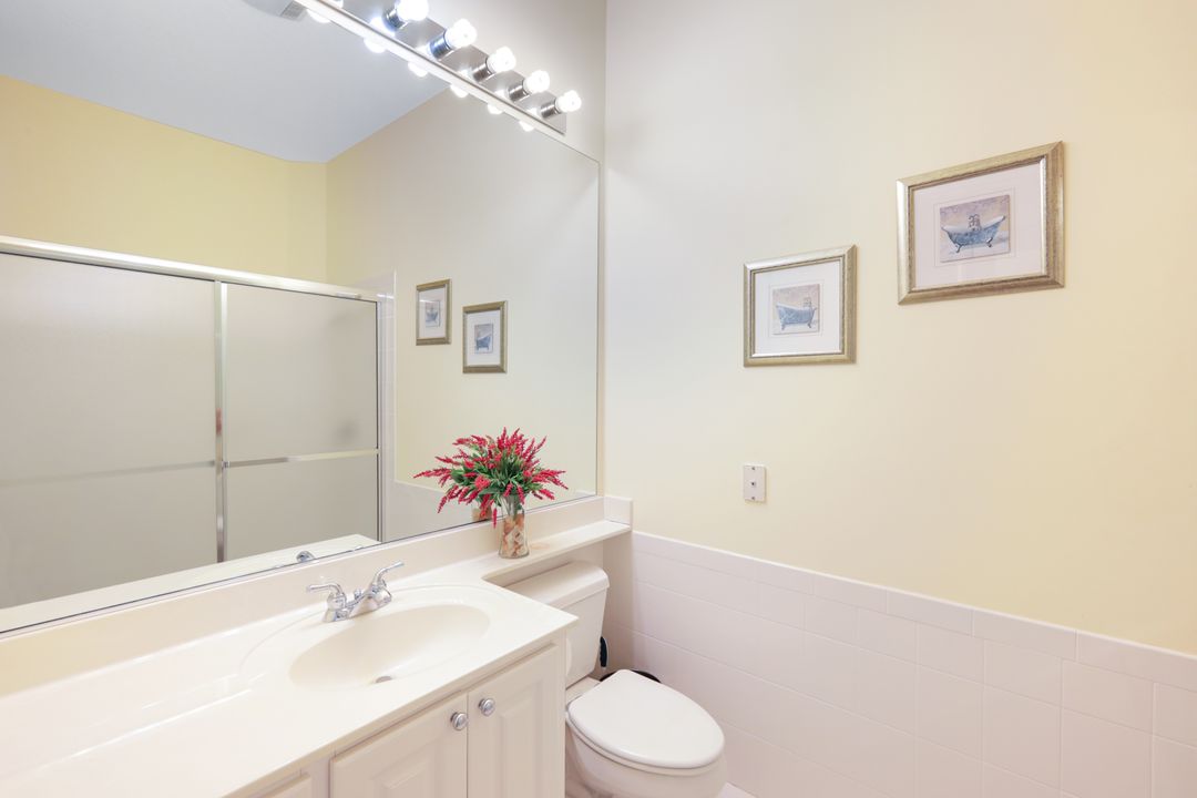 5848 Ferrara Dr, Sarasota, FL 34238
