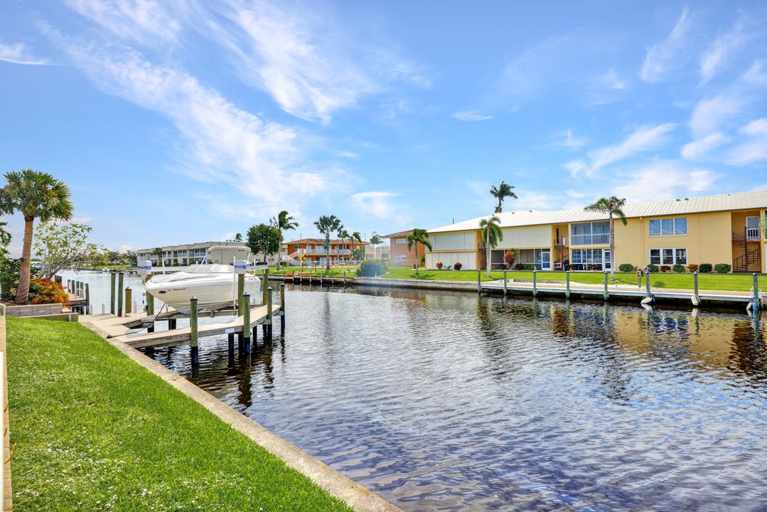 912 SE 46th St #202, Cape Coral, FL 33904