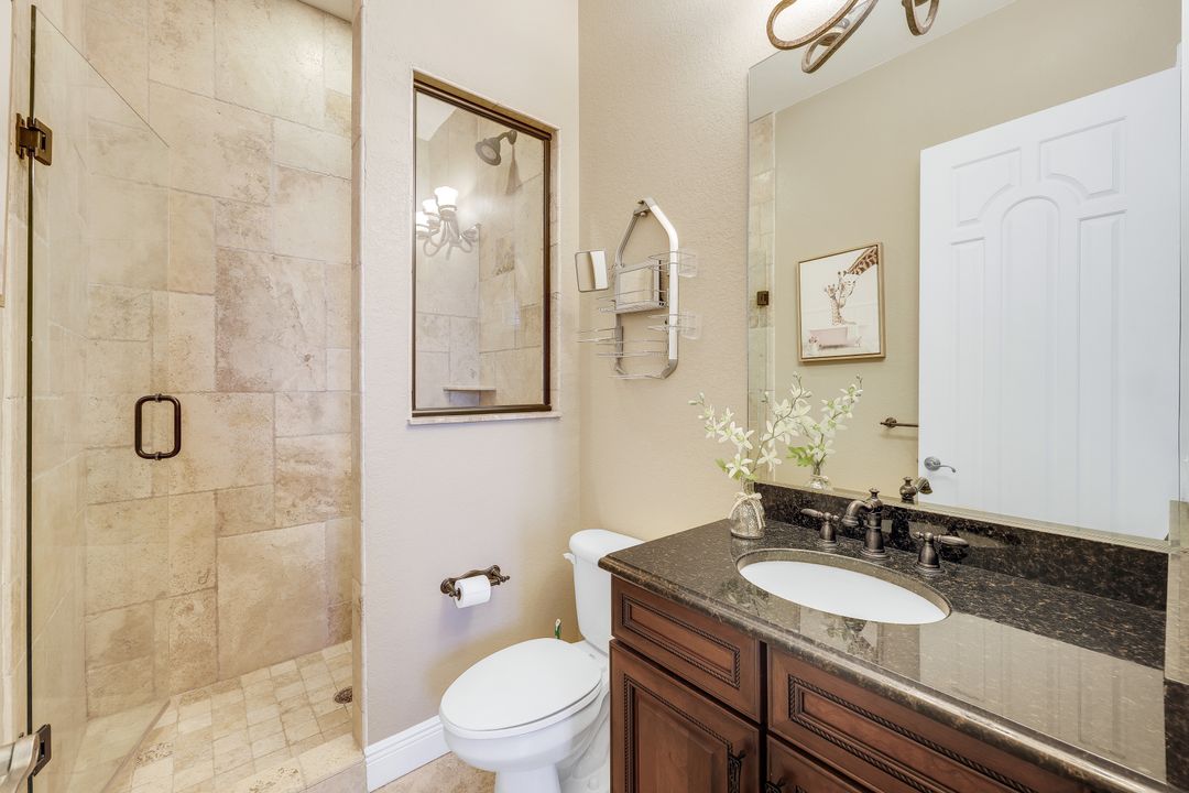 3820 Surfside Blvd, Cape Coral, FL 33914