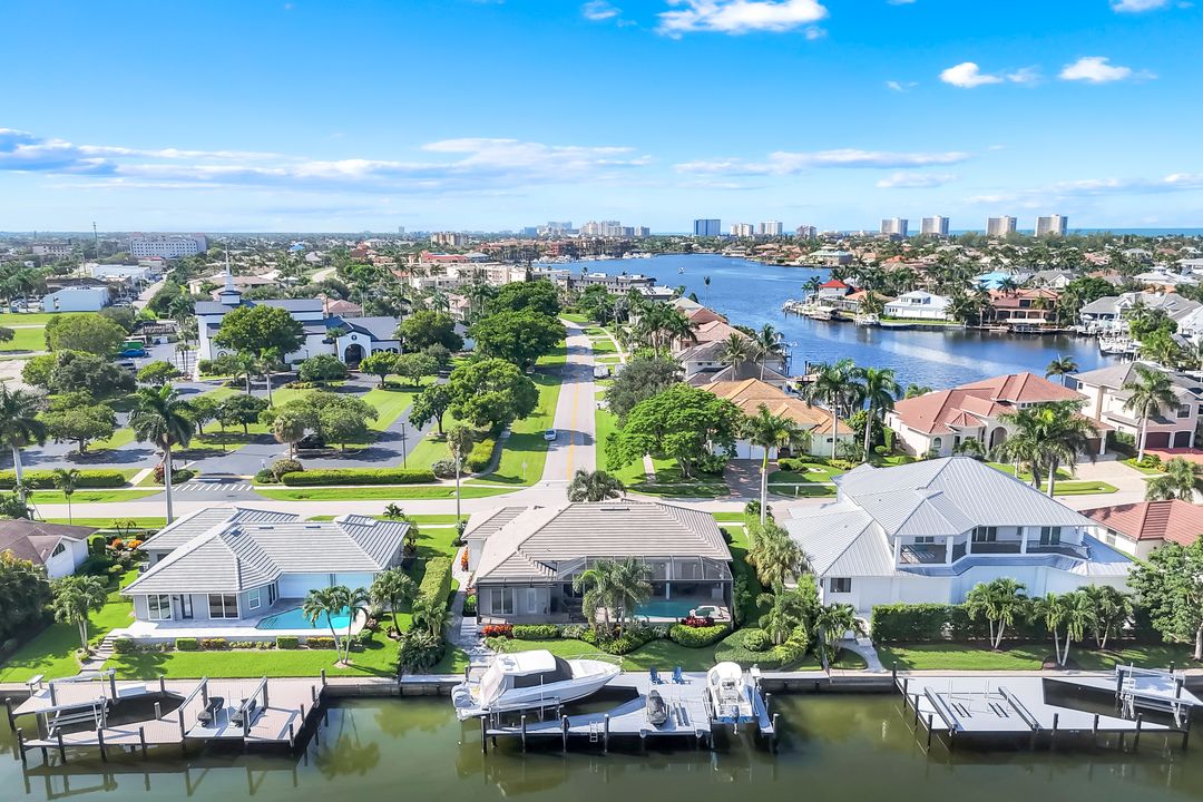 820 Giralda Ct, Marco Island, FL 34145