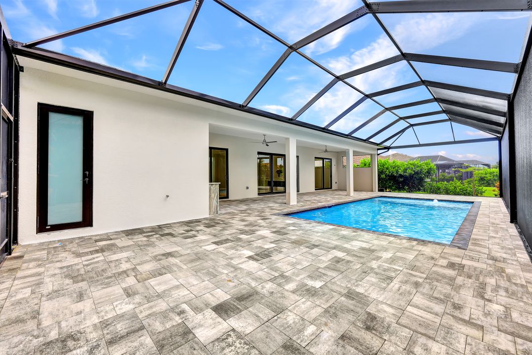 4930 Agualinda Blvd, Cape Coral, FL 33914