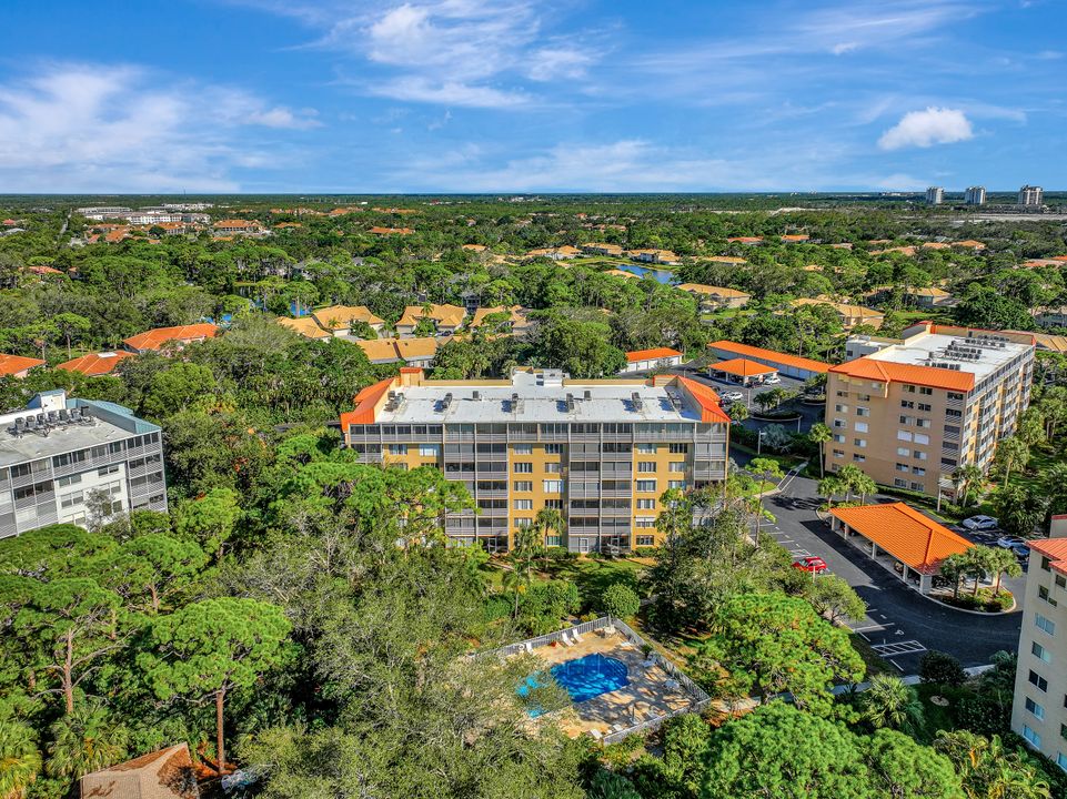 15191 Cedarwood Ln #102, Naples, FL 34110