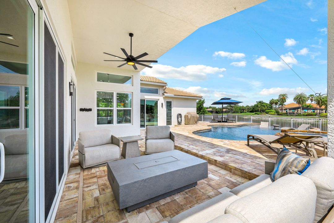 2179 Canary Island Cove, Naples, FL 34119