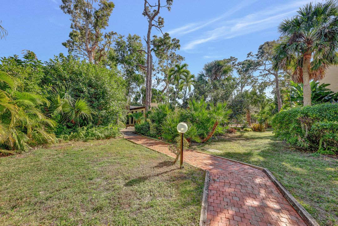 113 Pinebrook Dr, Fort Myers, FL 33907