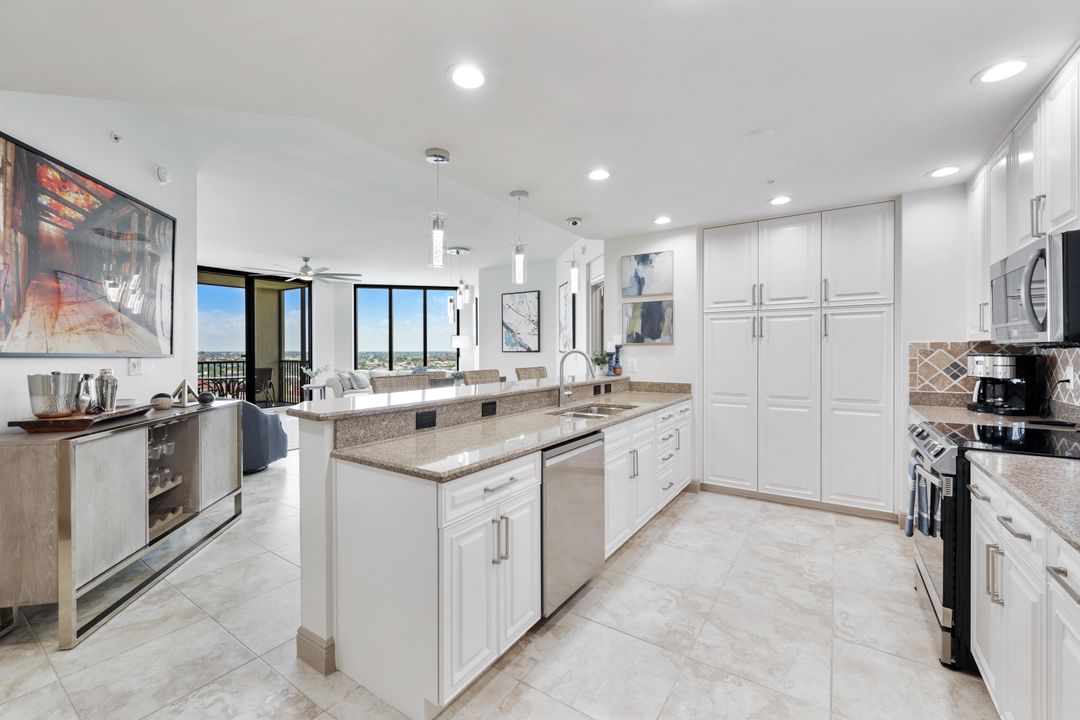 5793 Cape Harbour Dr #1214, Cape Coral, FL 33914