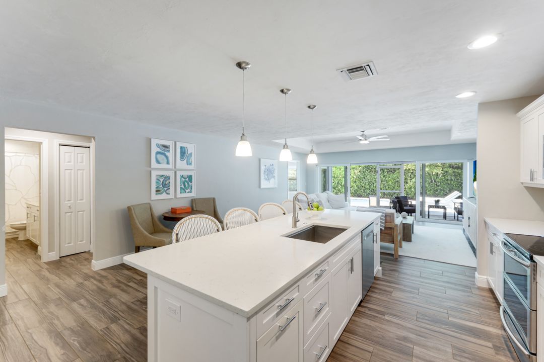 743 108th Ave N, Naples, FL 34108