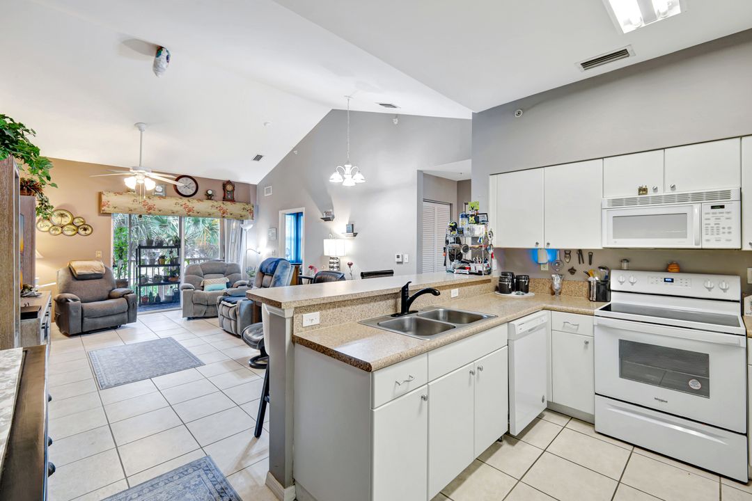 950 Hancock Creek S Blvd #524, Cape Coral, FL 33909