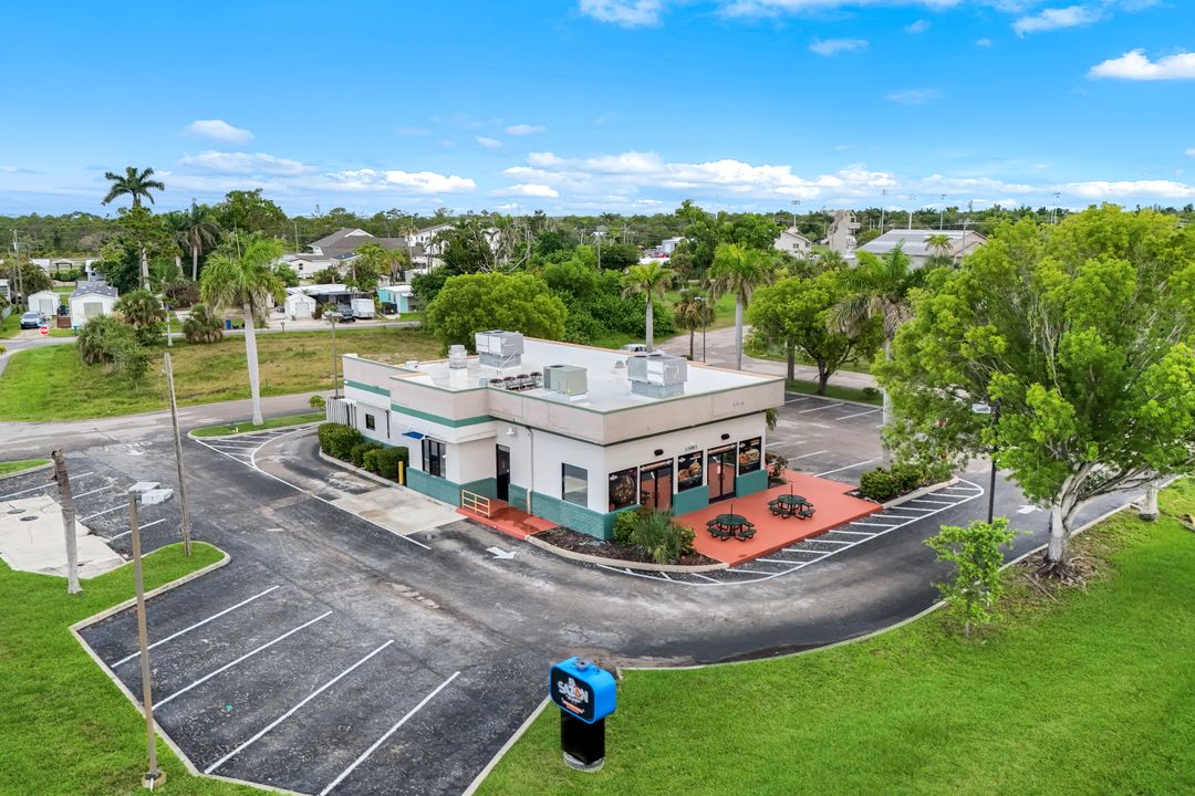 10493 Stringfellow Rd, Bokeelia, FL 33922