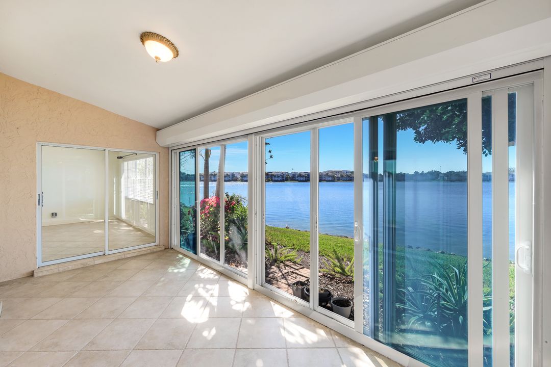 2626 Sailors Way, Naples, FL 34109