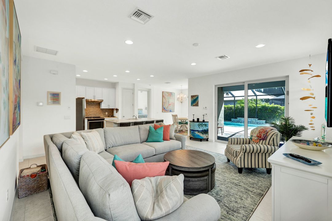 14604 Catamaran Pl, Naples, FL 34114