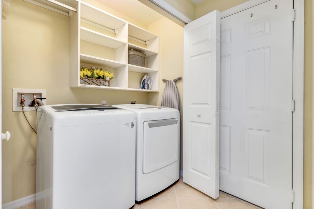 1445 Tiffany Ln #202, Naples, FL 34105