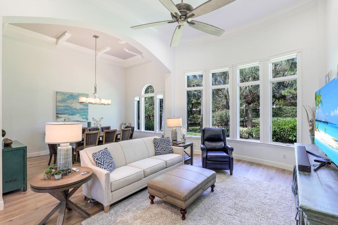 18132 Via Caprini Dr, Miromar Lakes, FL 33913