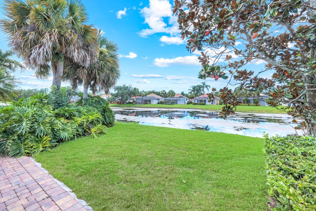 3093 Futuna Ln, Naples, FL 34119