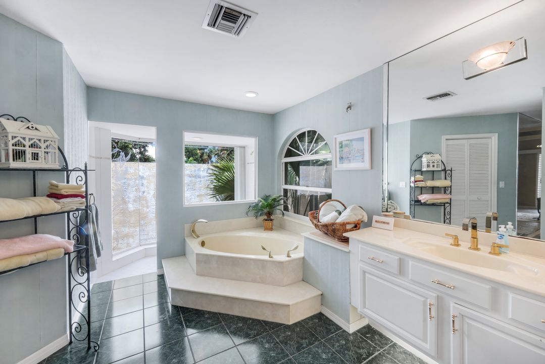 1942 San Marco Rd, Marco Island, FL 34145