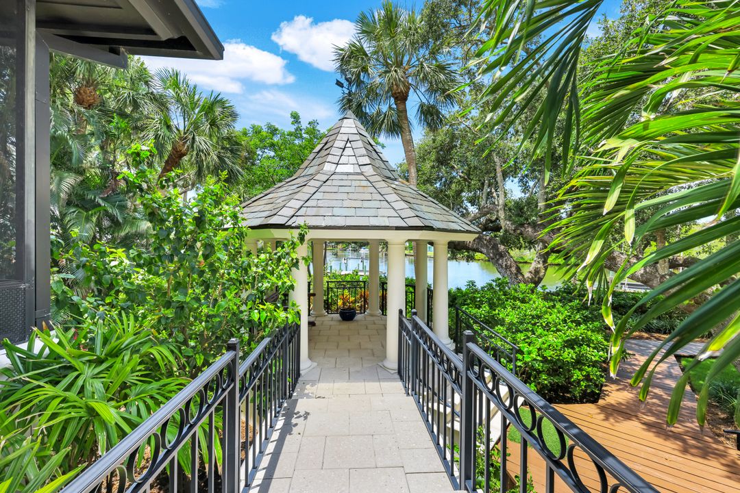 4111 Harbor Oaks Ct, Bonita Springs, FL 34134
